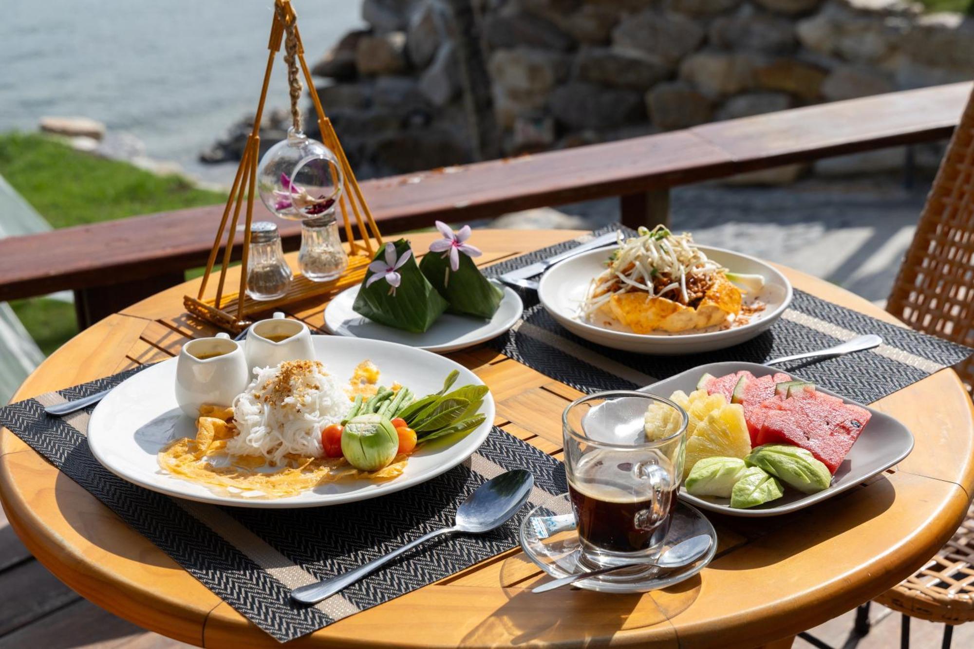 X-Sea Khanom Harbor Bay Resort Екстер'єр фото