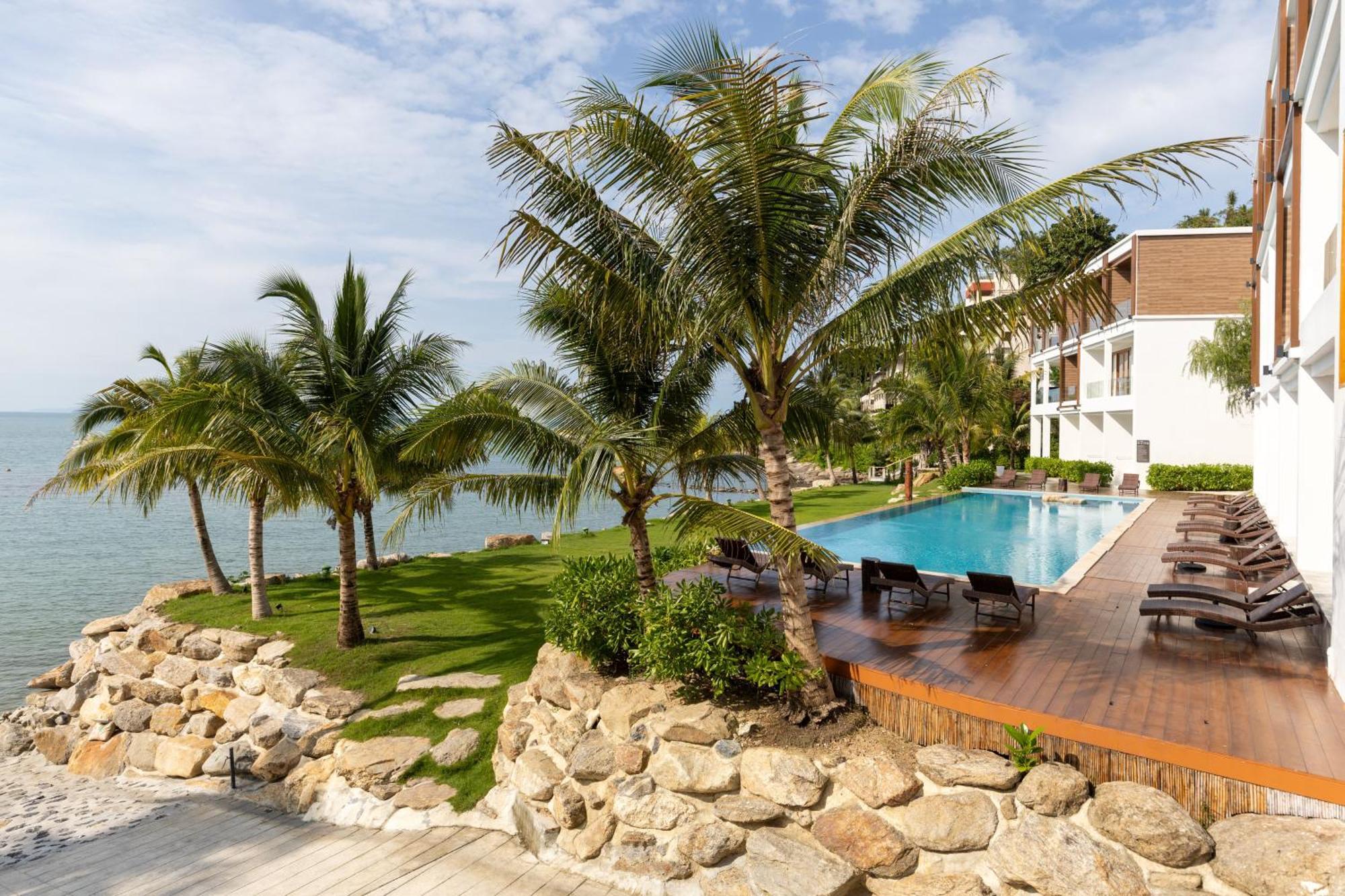 X-Sea Khanom Harbor Bay Resort Екстер'єр фото