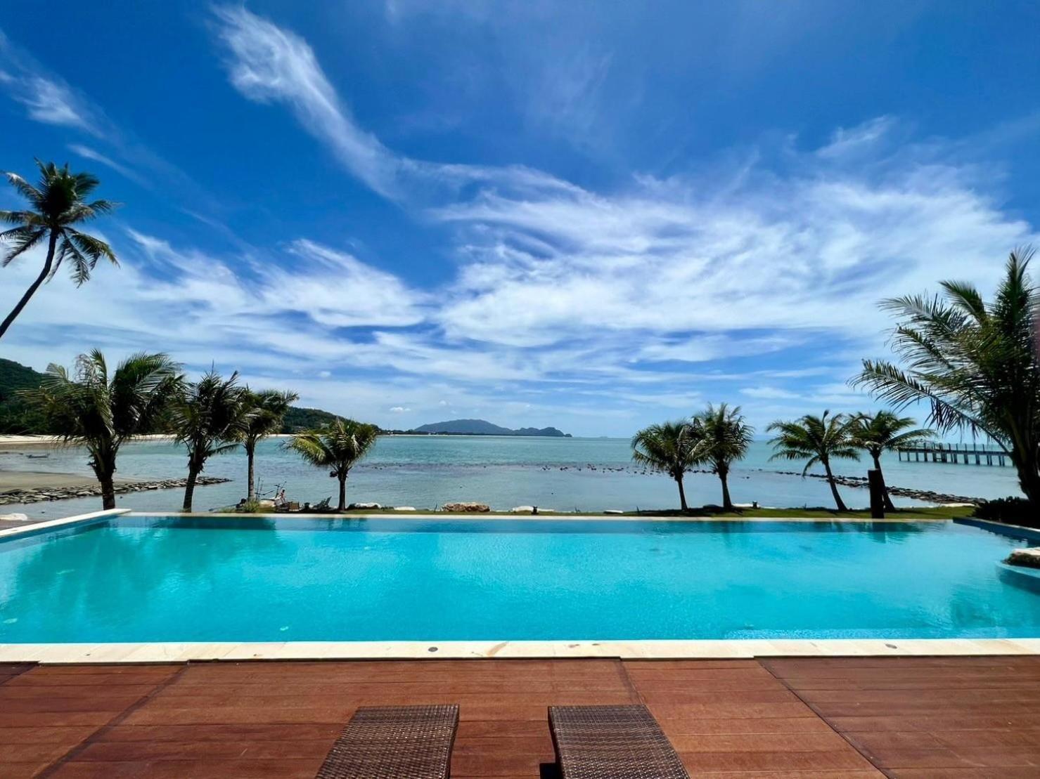 X-Sea Khanom Harbor Bay Resort Екстер'єр фото